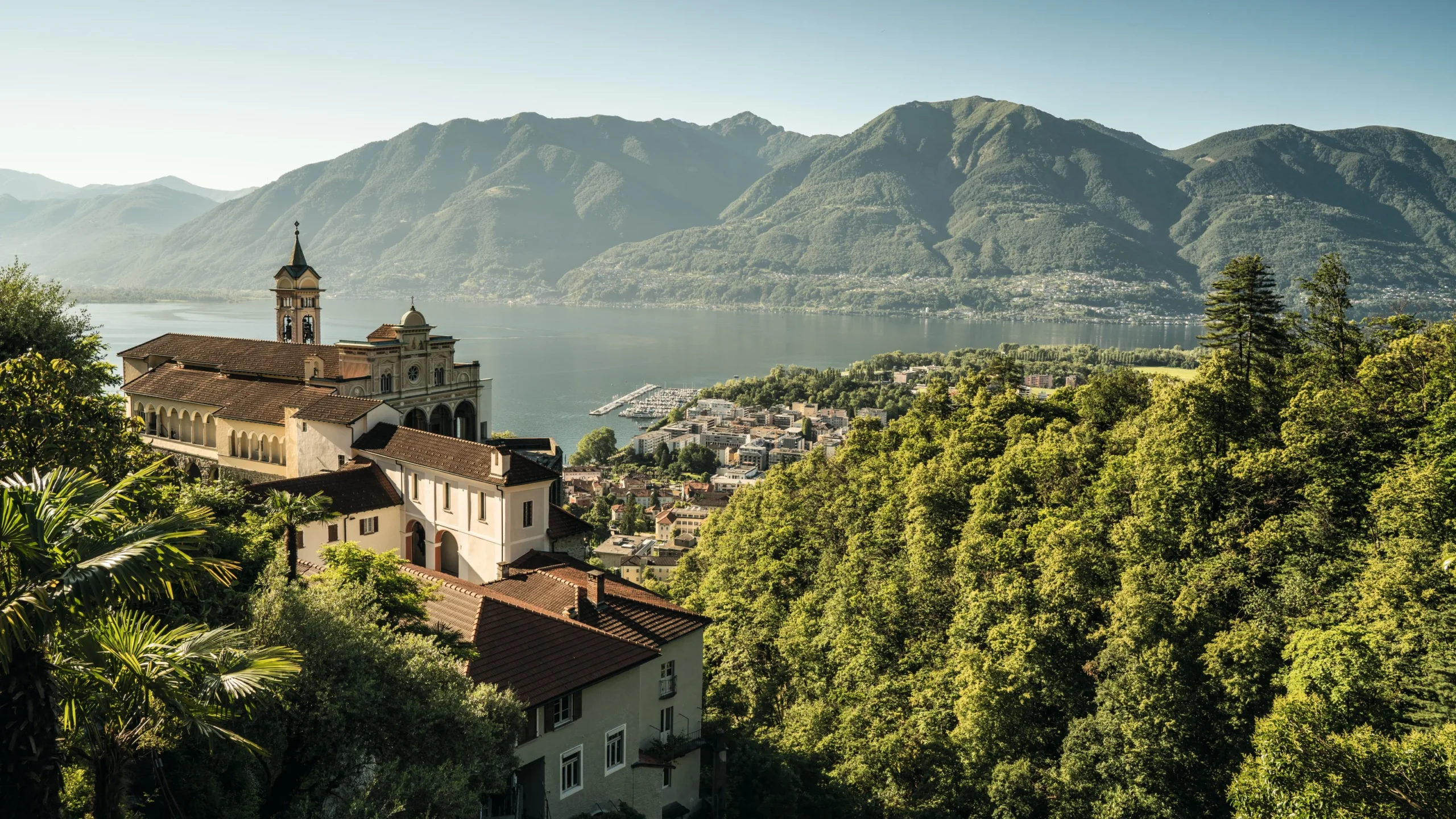 Locarno is the perfect spot for dating hot Girls in Ticino 