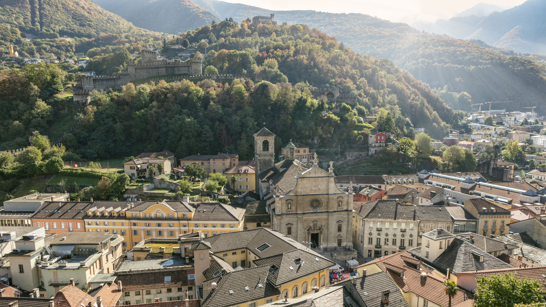 Bellinzona is the perfect spot for dating women in Ticino 